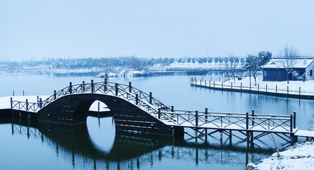 沙家浜旅游度假區(qū)——紅色文化與江南水鄉(xiāng)的完美融合